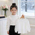 Mädchen elegante Bluse mit Rüschen und bestickten Ärmeln R&B