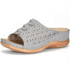 Damen Komfortable Clogs mit modischer Lochmuster-Optik und rutschfester Sohle R&B