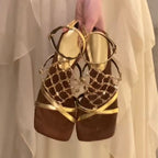 Damen elegante Sandalen mit funkelnden Strassdetails R&B