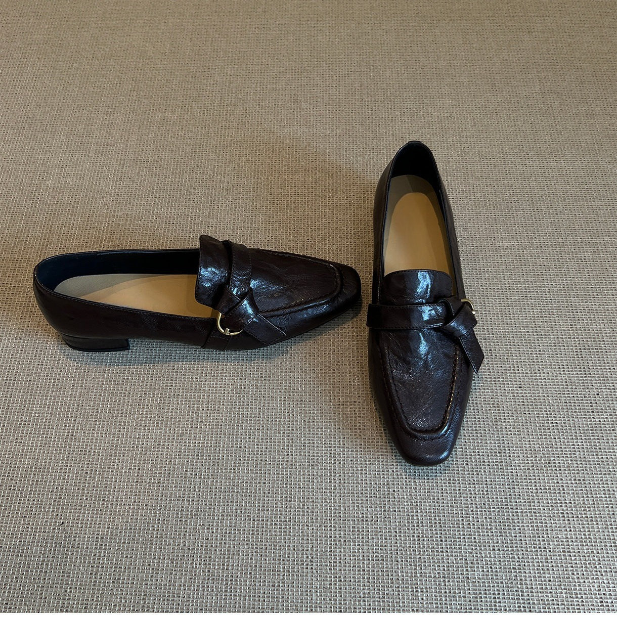 Damen elegante Loafer mit modischem Schnallen-Detail und komfortablem Blockabsatz R&B