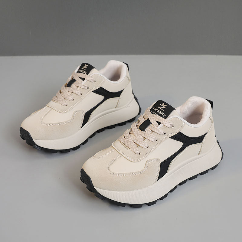 Damen Sportliche Sneaker mit dämpfendem Sohlenprofil und atmungsaktiver Oberflächenstruktur R&B