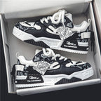 Damen modische Sneakers mit einzigartigem Design und innovativen Designelementen