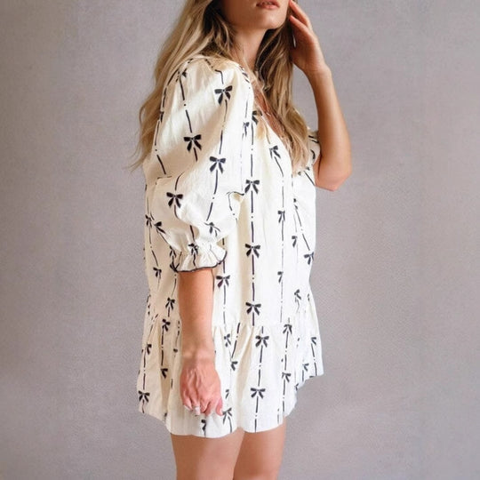 Damen luftiges Freizeitkleid mit Rüschen und zartem Schleifenprint R&B