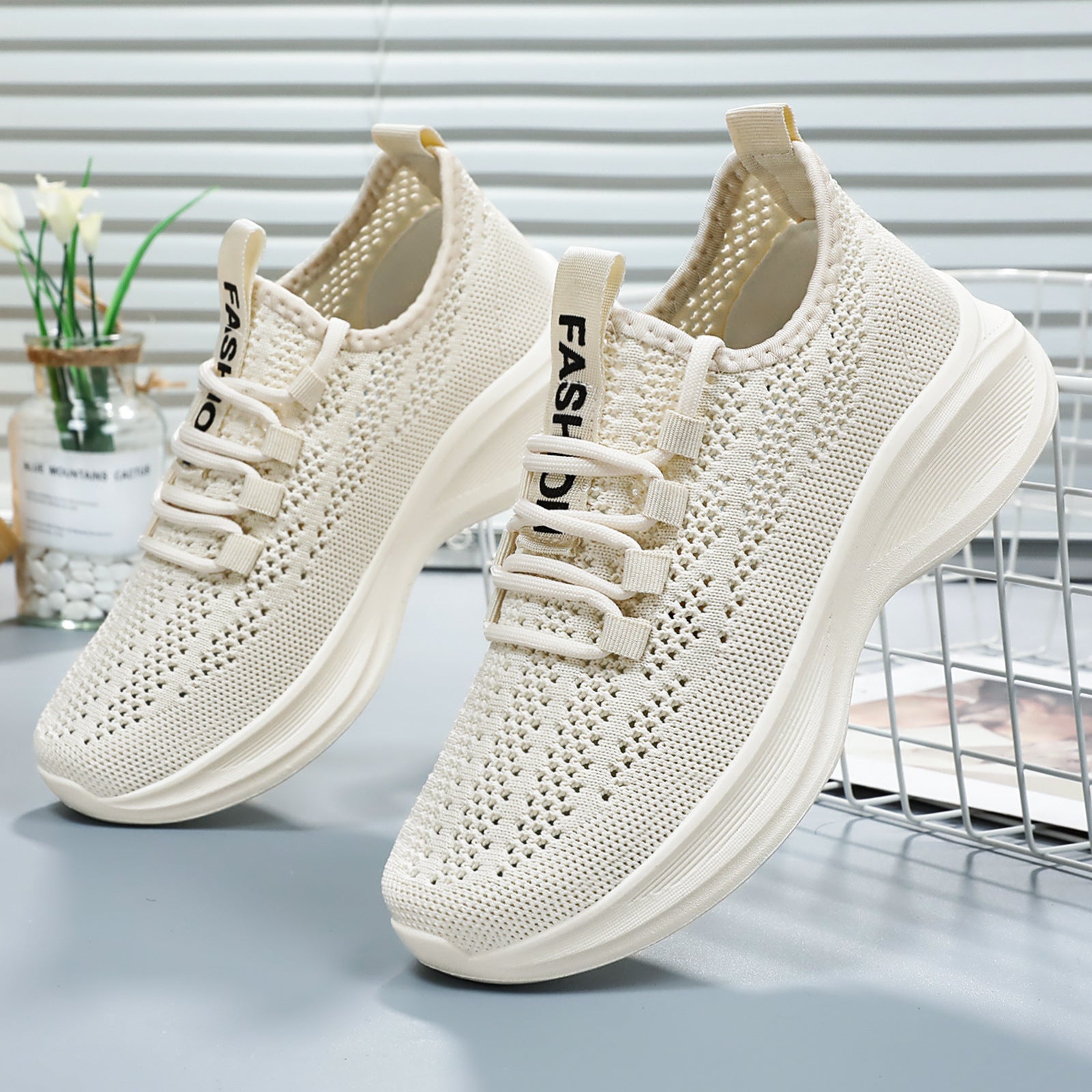 Damen Leichte und Atmungsaktive Freizeitschuhe mit flexiblem Obermaterial R&B