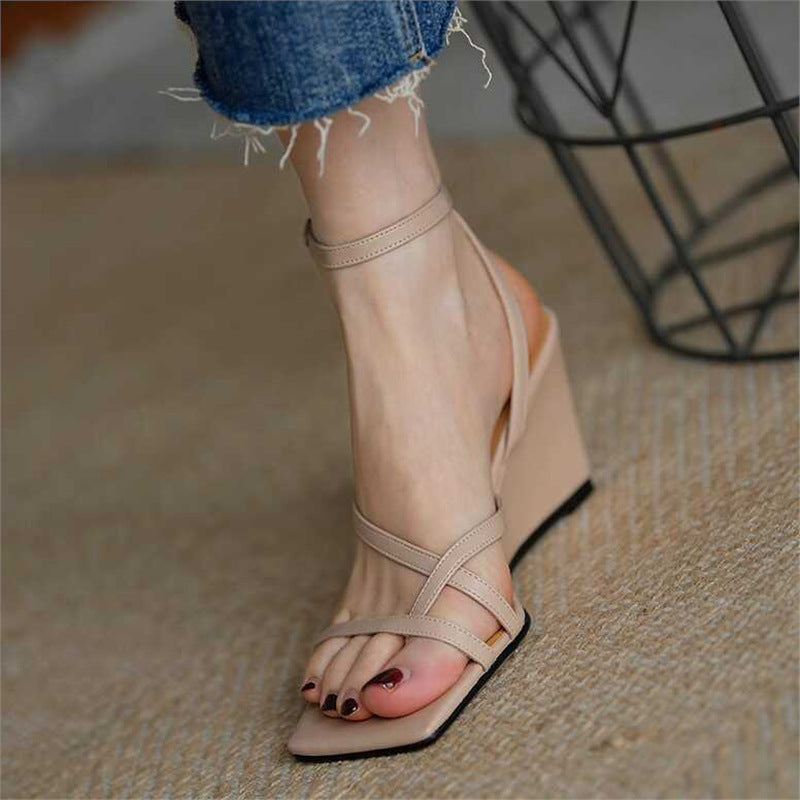 Damen elegante Plateau-Sandalen mit verstellbarem Riemendesign R&B