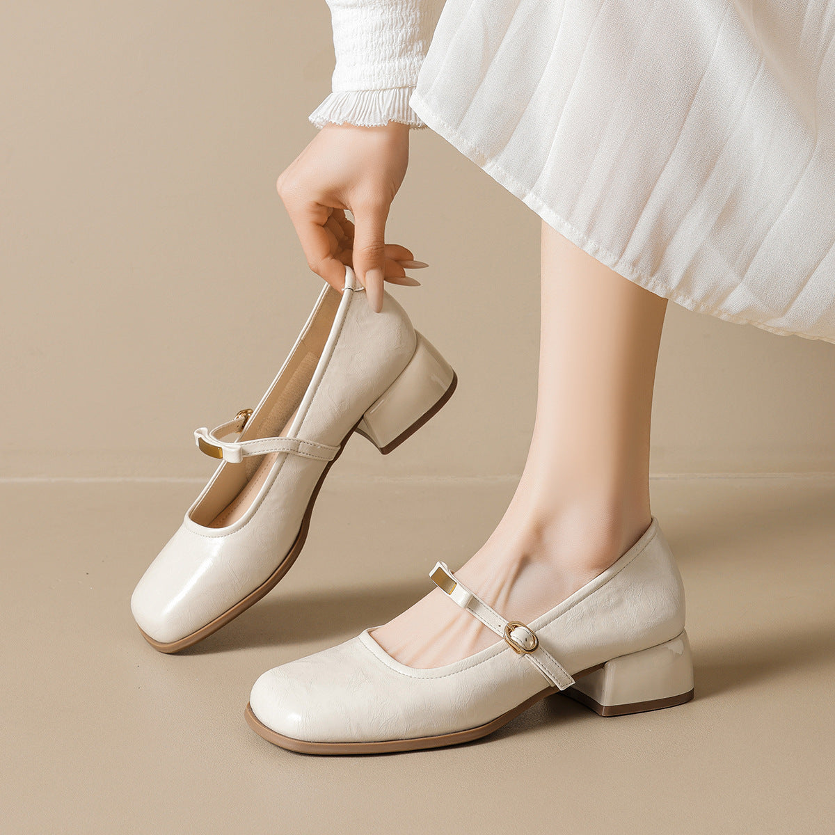 Damen Ballerinas mit elegantem Riemchen und modischem Blockabsatz
