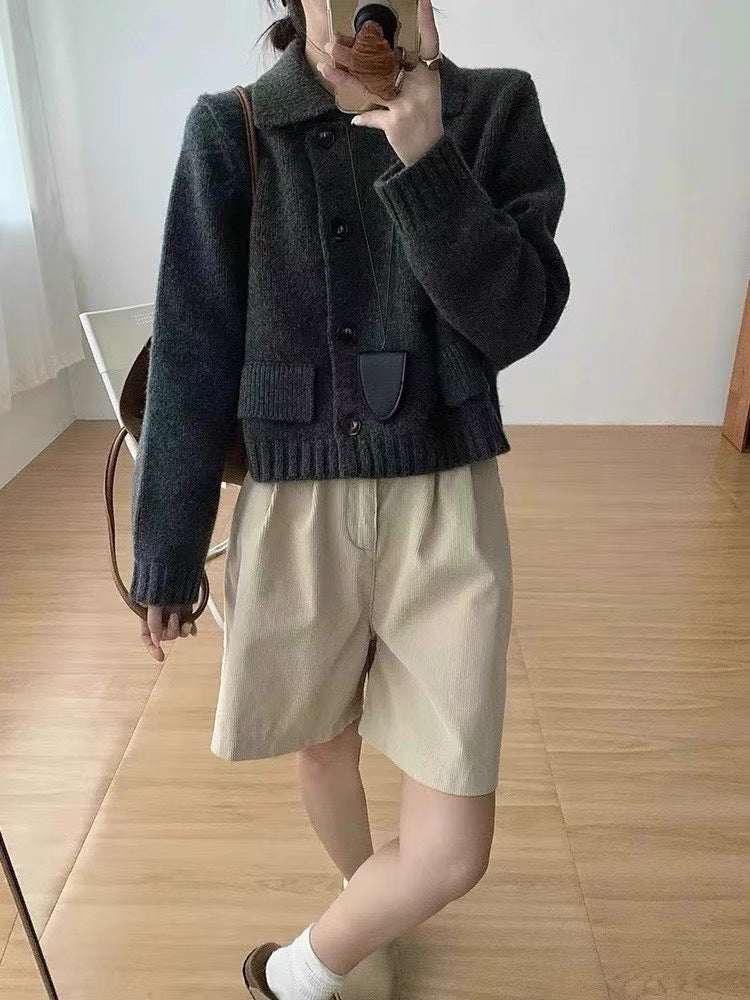 Damen Modischer Strickpullover mit doppelter Knopfleiste und Rundhalsausschnitt R&B