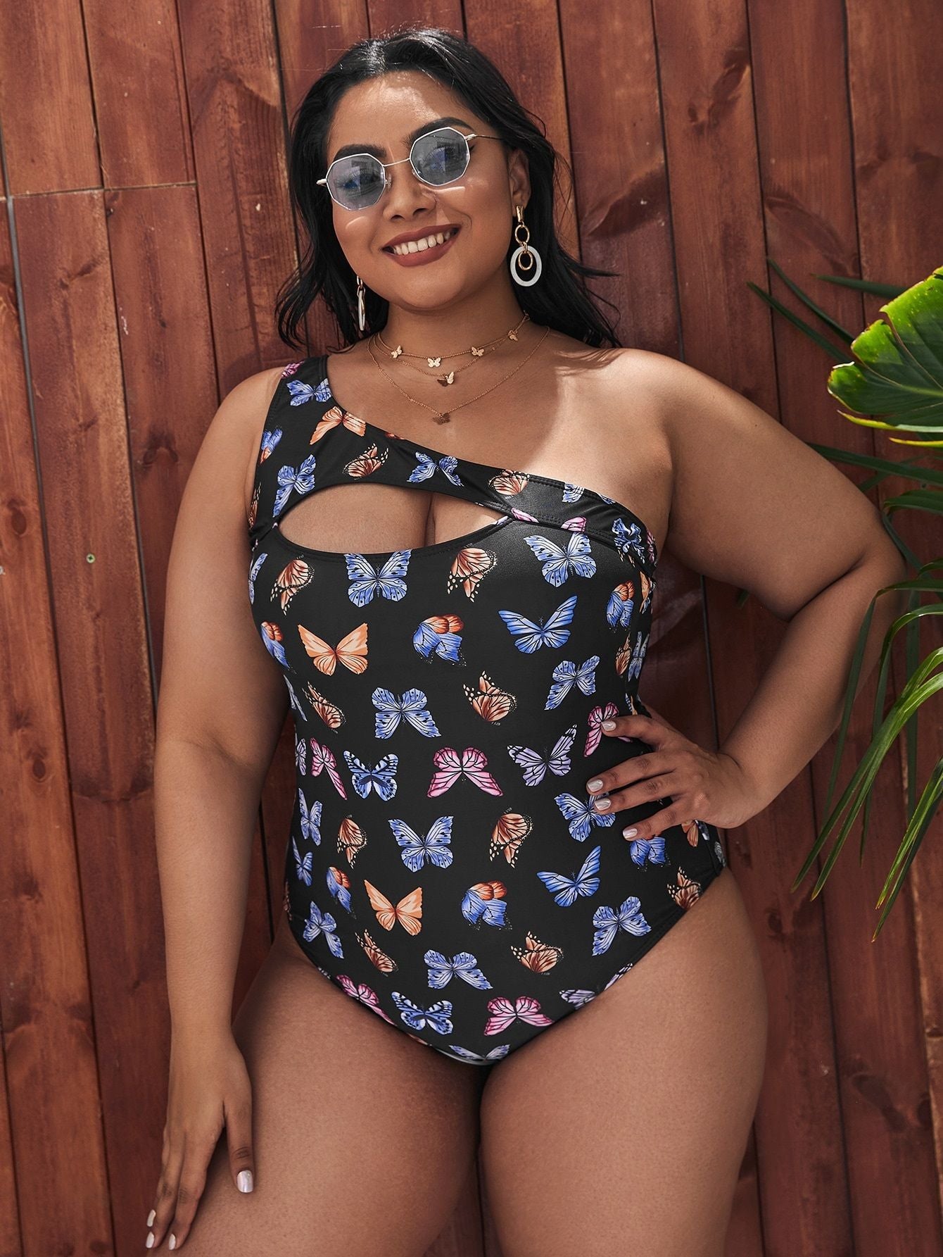 Damen Einseitiger Cut-Out Badeanzug mit floralen Schmetterlingsmotiven R&B