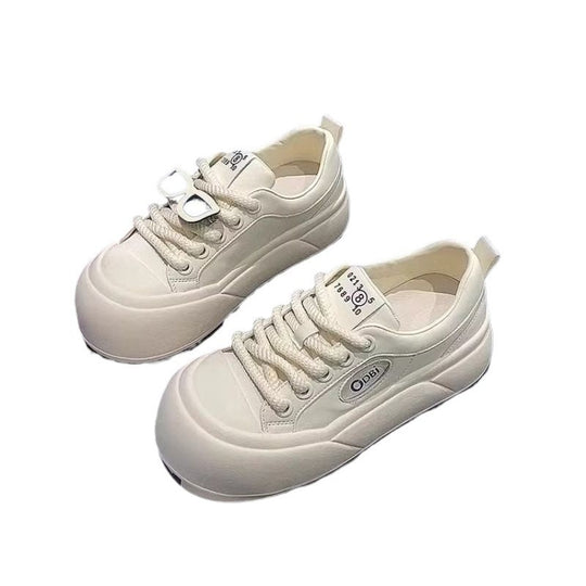 Damen modische Sneaker mit einzigartigen Details und hohem Tragekomfort R&B