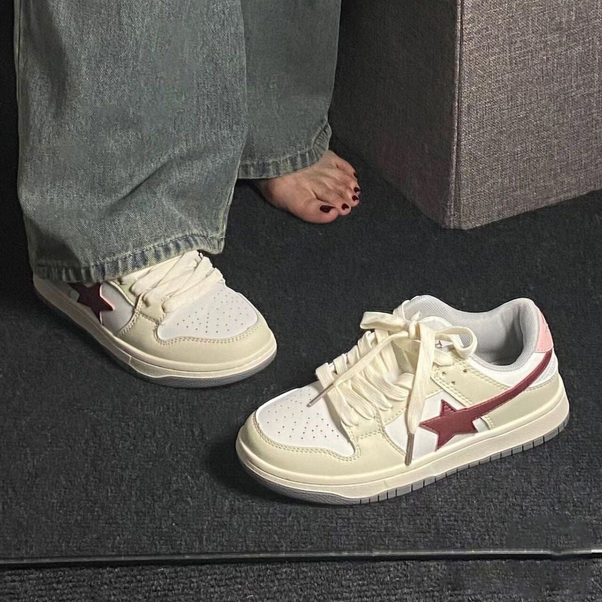 Damen Sneakers mit sportlichem Design und dämpfender Sohle R&B