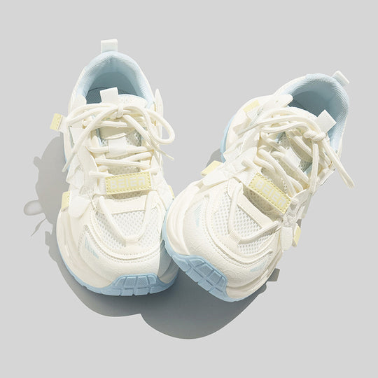 Damen Sportliche Sneakers mit innovativem Design und atmungsaktiven Einsätzen R&B