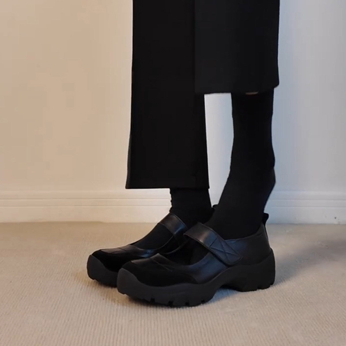 Damen modische Clogs mit rutschfester und gepolsterter Sohle R&B