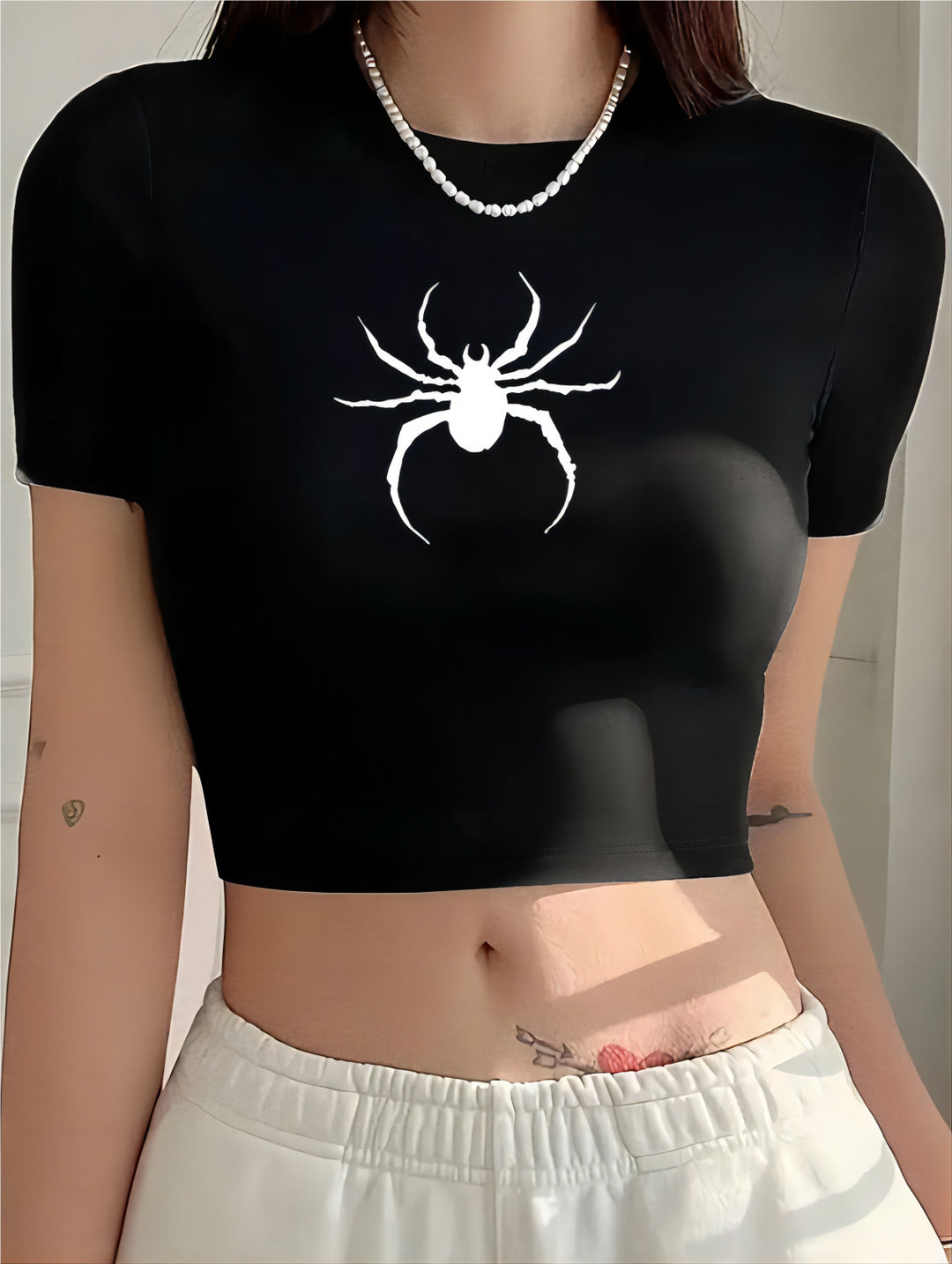 Damen Crop-T-Shirt mit modernem Grafiken-Aufdruck R&B