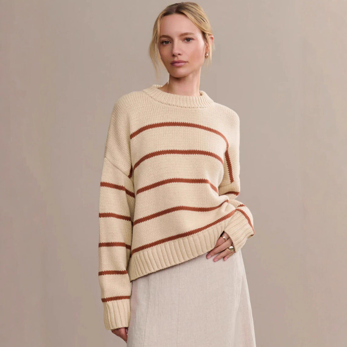 Damen gestrickter Pullover mit breitem Streifenmuster und lässigem Schnitt R&B