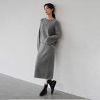 Damen weiches Strickoutfit mit feinen Details und lässigem Schnitt