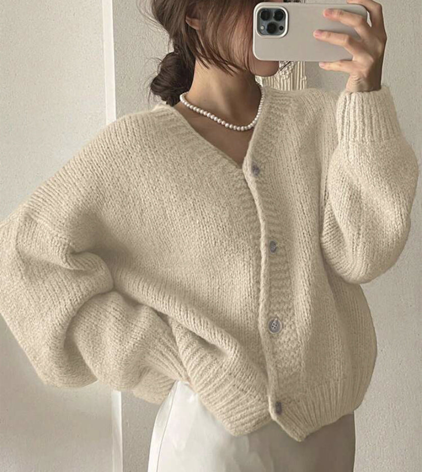 Damen Strickjacke mit tiefem V-Ausschnitt und sanfter Struktur R&B
