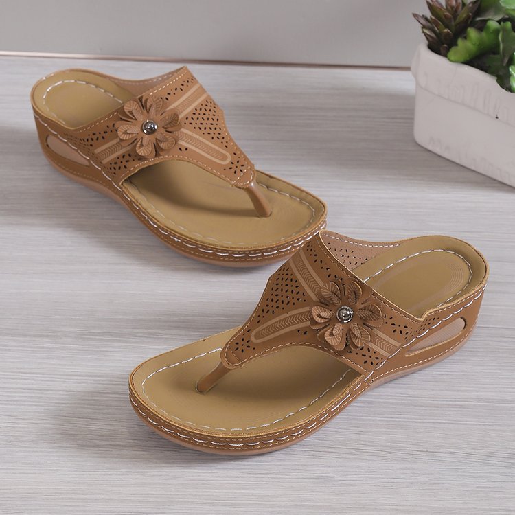 Damen Komfortable Zehentrenner-Sandalen mit floralem Akzent und ergonomischem Fußbett R&B