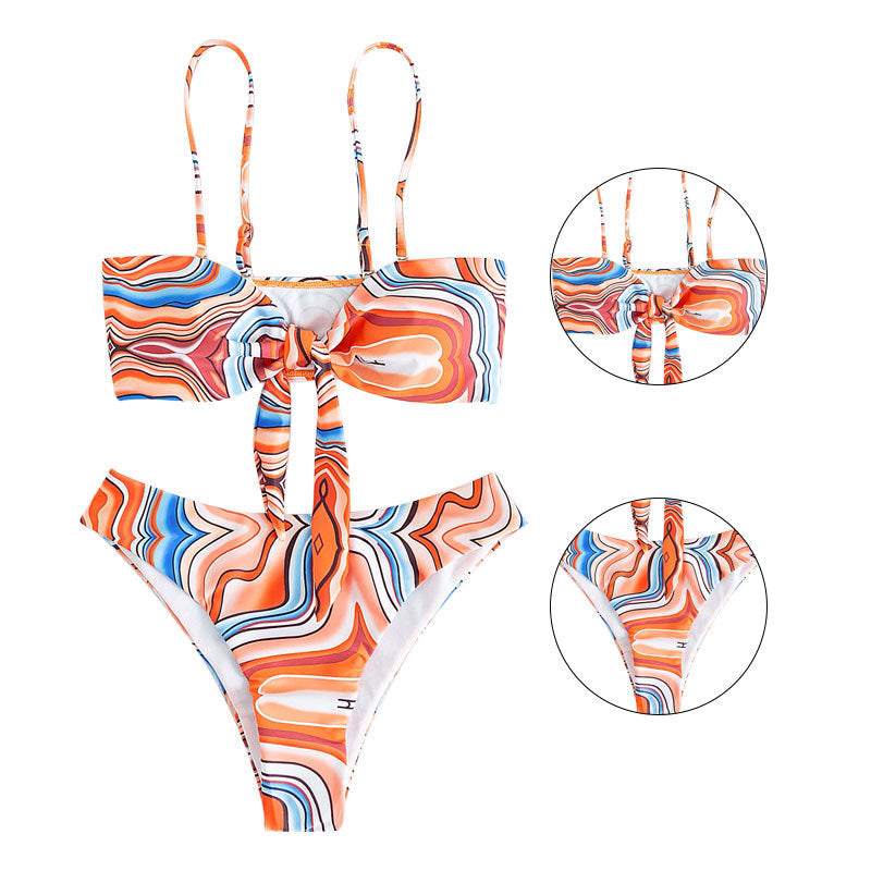 Damen Bandeau-Bikini mit verspieltem Wickeldesign und buntem Muster R&B