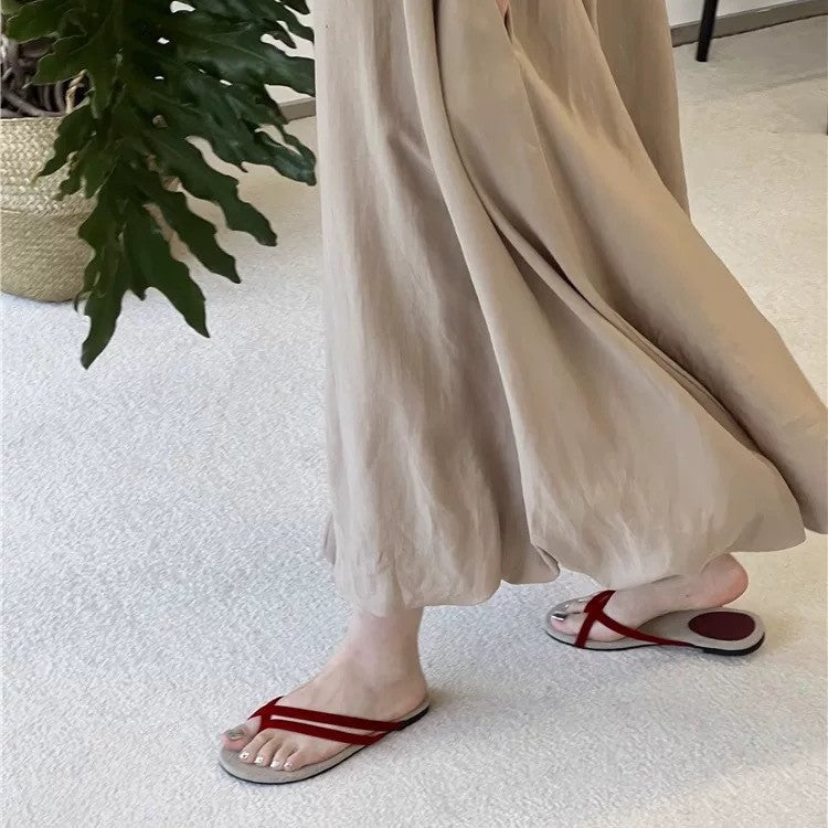 Damen Zehentrenner-Sandalen mit stylishen Riemchen und komfortabler Fußbettgestaltung