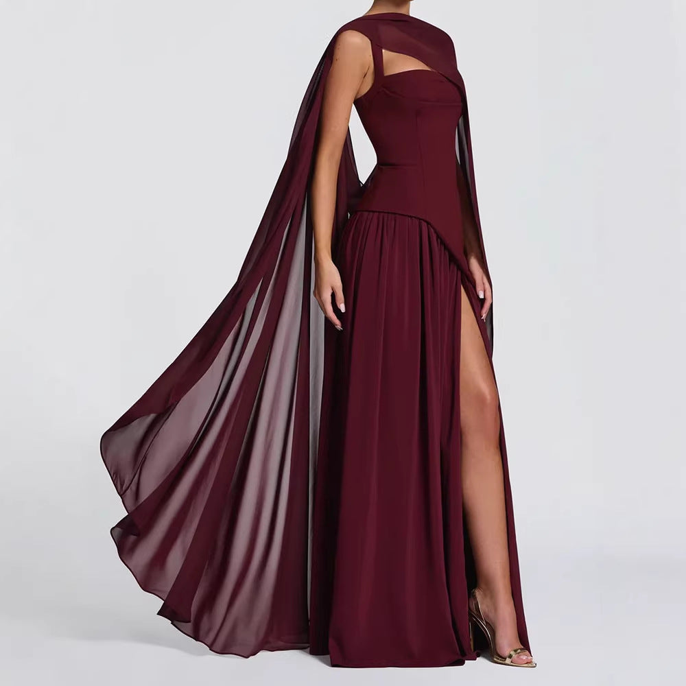 Damen Elegantes Maxikleid mit asymmetrischem Schnitt und fließendem Cape