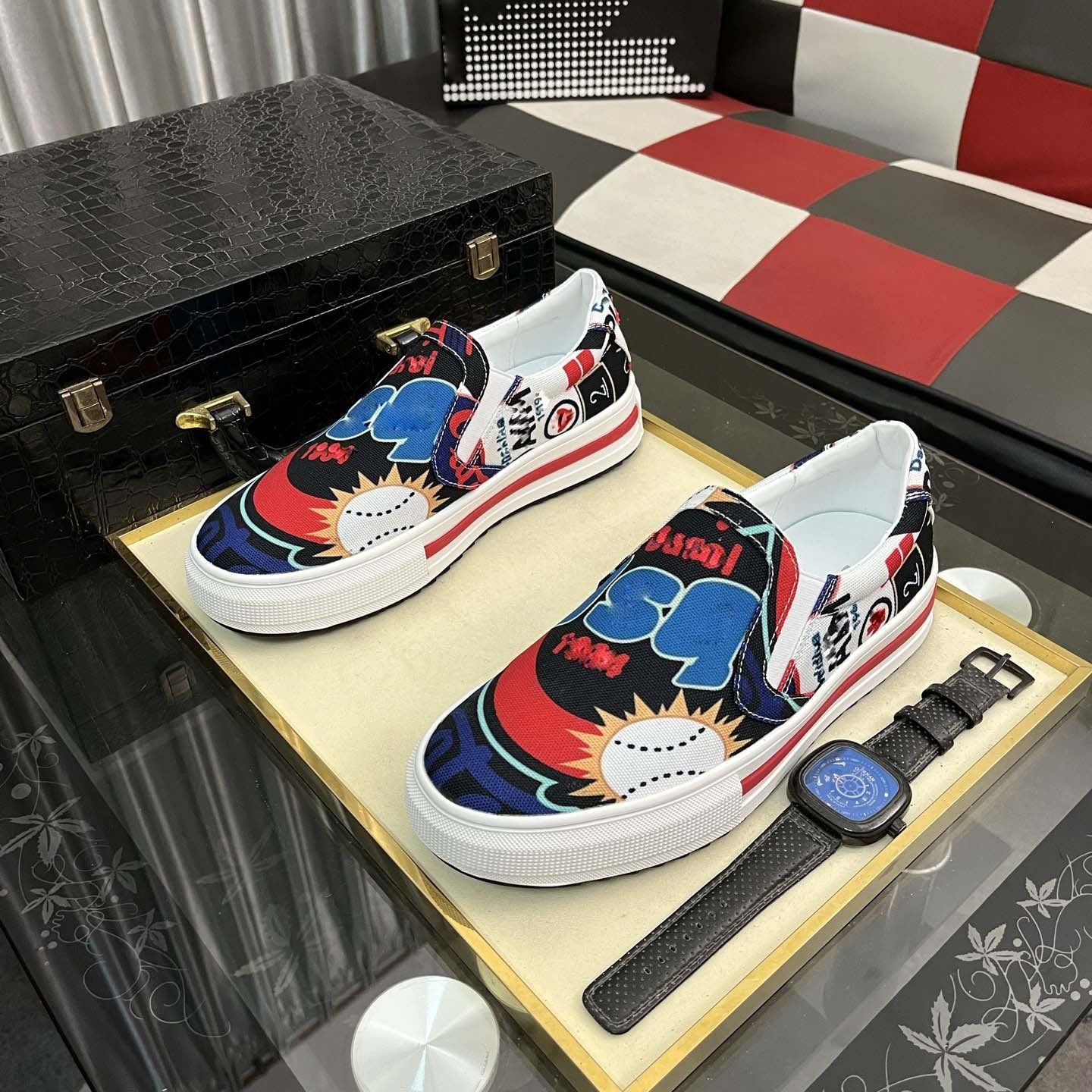 Damen Slip-On Sneakers mit kreativem Grafikdesign und rutschfester Sohle R&B