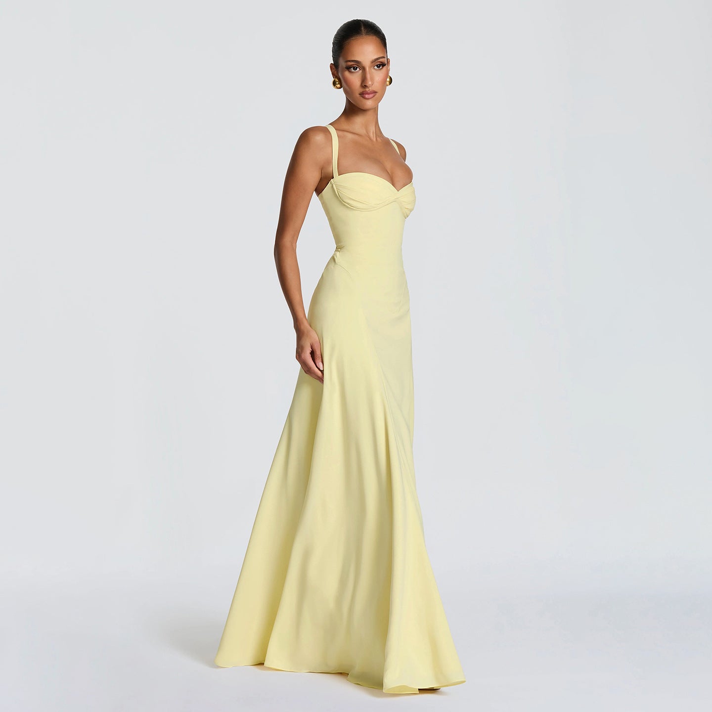 Damen Elegantes Abendkleid mit tailliertem Schnitt und verstellbaren Trägern R&B