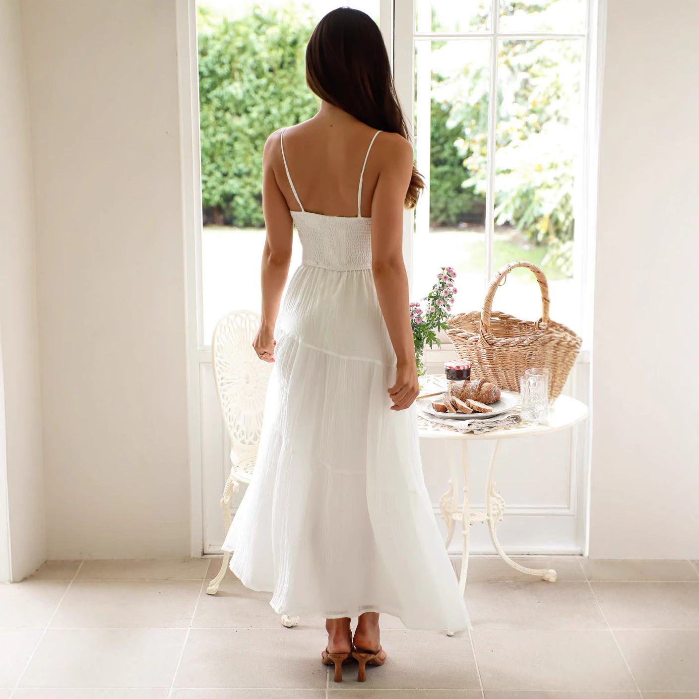 Damen Maxikleid mit schwingendem Rock und verstellbaren Spaghetti-Trägern R&B