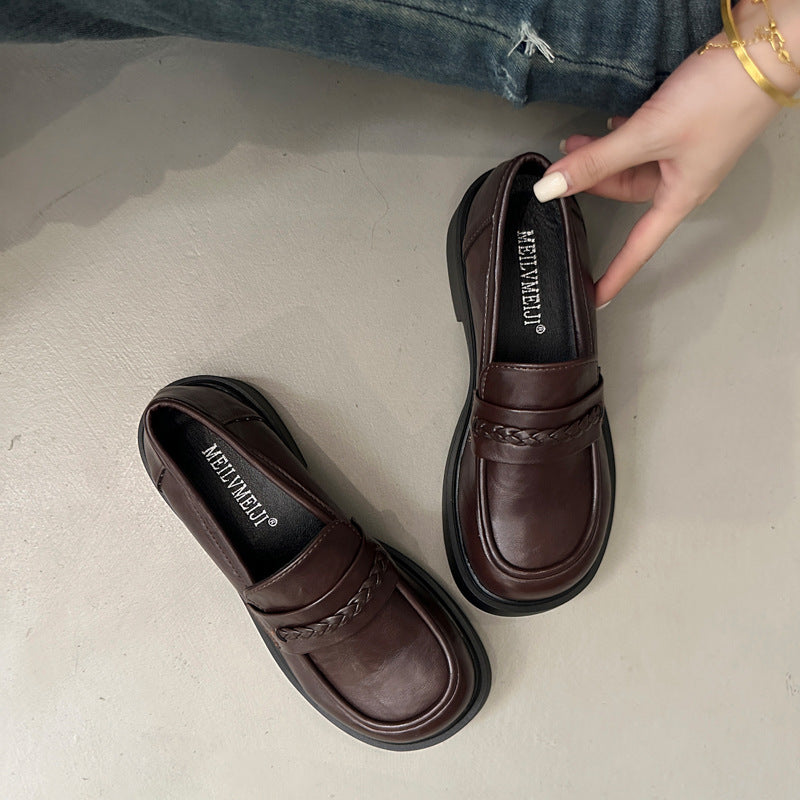 Damen modische Mokassins mit innovativem Plateau-Heel und dezenter Schnallenverzierung R&B