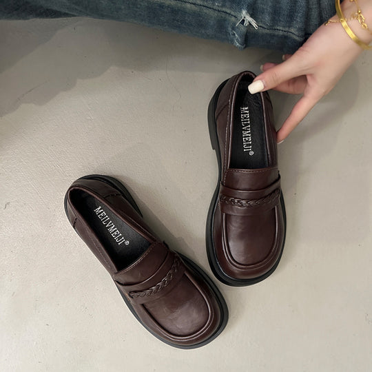 Damen modische Mokassins mit innovativem Plateau-Heel und dezenter Schnallenverzierung R&B