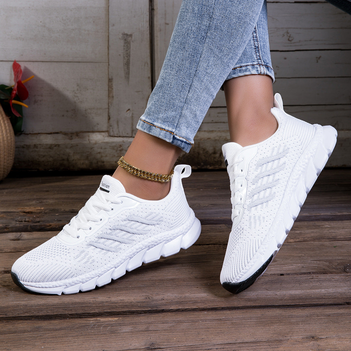 Damen nan gestrickter Schlupf-Sneaker mit elastischem Schaft, Zier-Schnürung und segmentierter Dämpfungssohle R&B