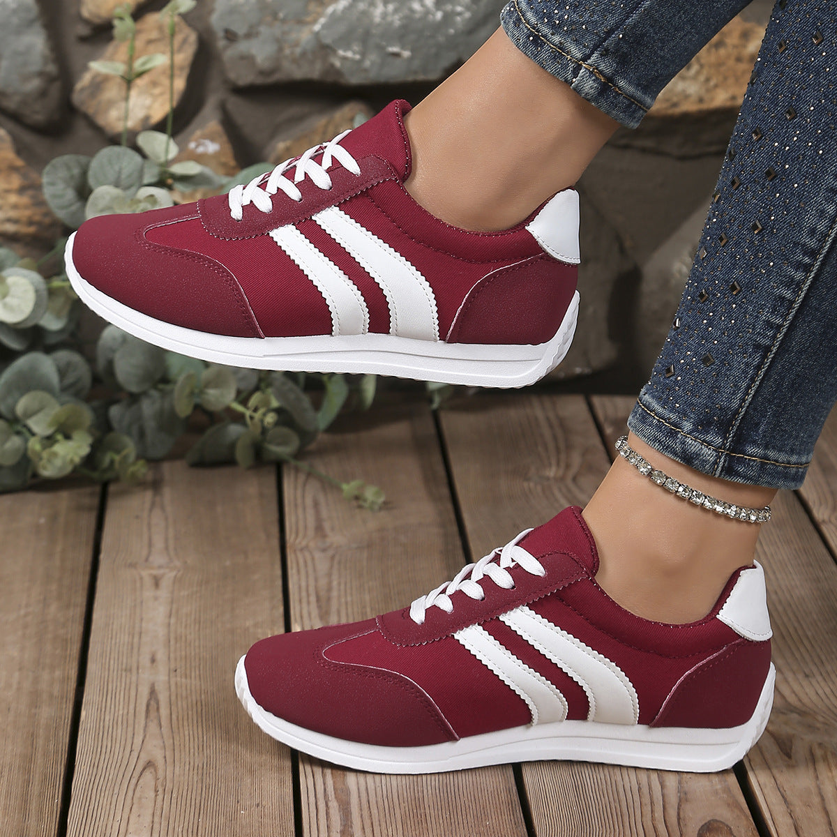 Damen Sportliche Freizeitsneaker mit praktischem Schnürverschluss R&B