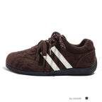 Damen Sportliche Sneaker mit rutschfester Gummisohle und weichem Wildleder-Obermaterial