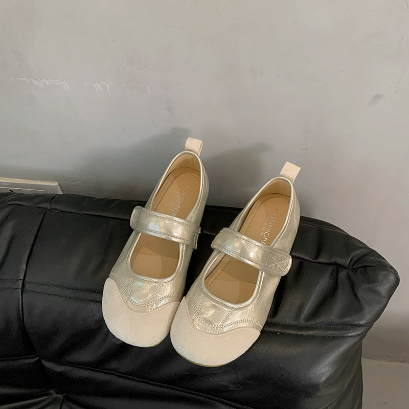 Damen Ballerina mit verstellbarem Riemen von R&B
