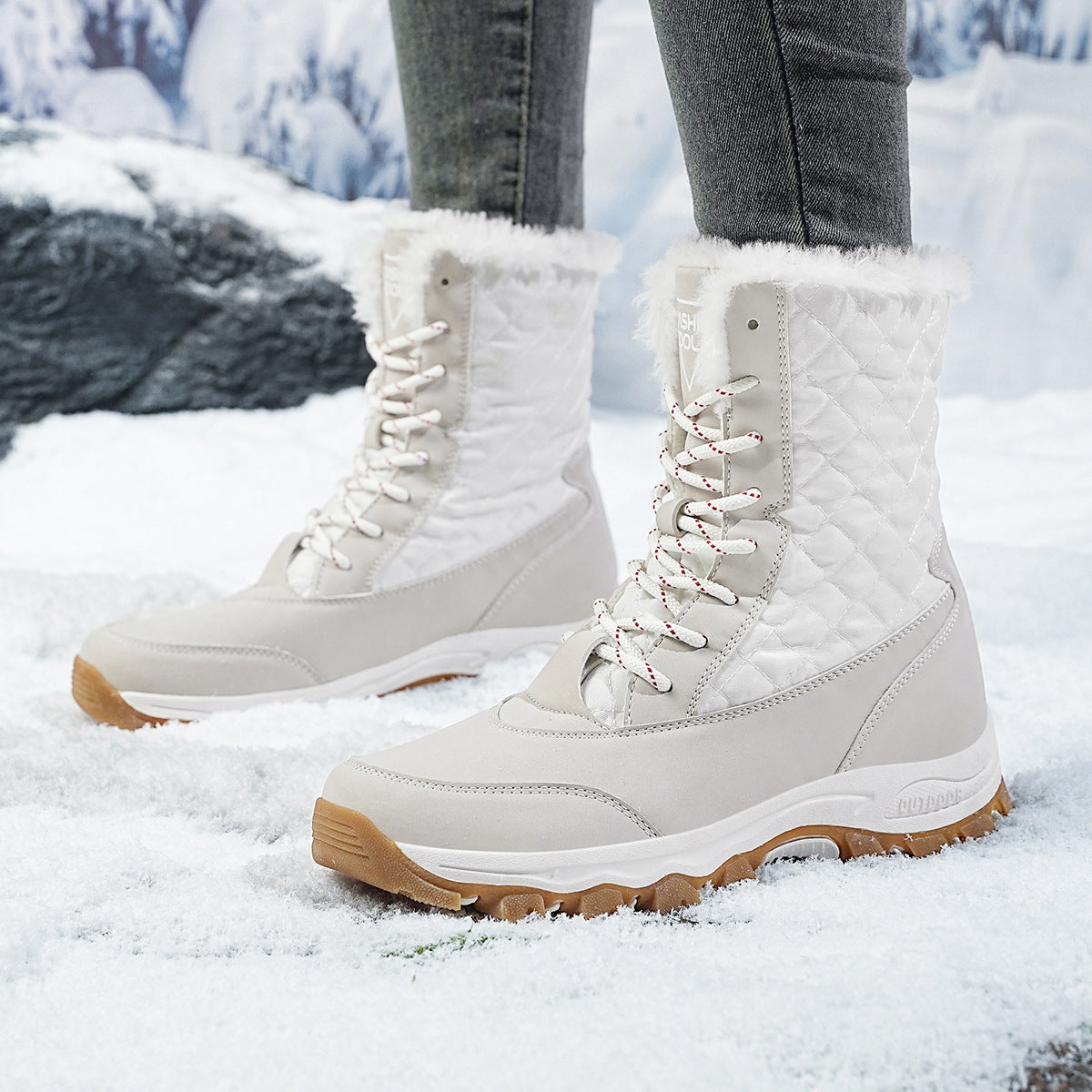 Damen Winterfestige Stiefel mit isolierter Fütterung und rutschfester Sohle R&B
