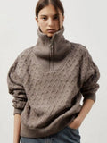 Damen Gemusterter Strickpullover mit hohem Kragen und Halbreißverschluss R&B