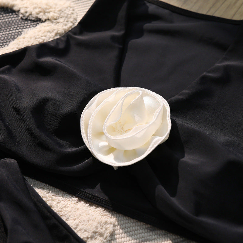 Damen Hochgeschnittener Bikini mit elegantem Blütenmotiv R&B