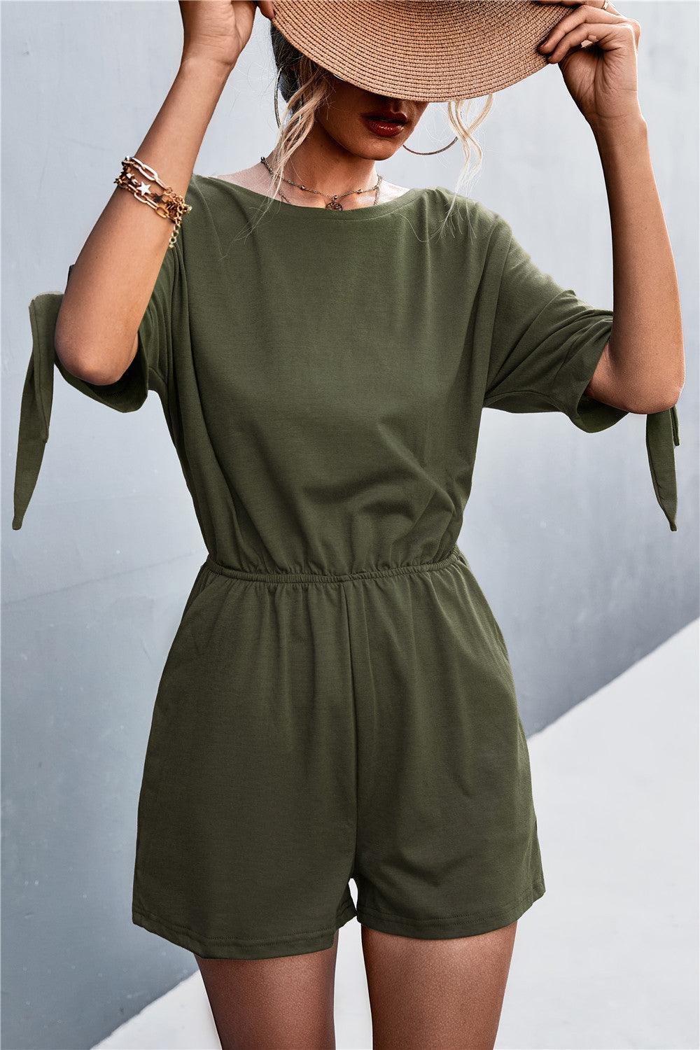 Damen Jumpsuit mit luftiger Passform und modischen Ärmelbändern R&B
