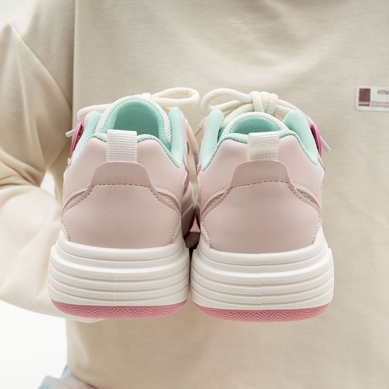 Damen Sportliche Sneakers mit Herz-Design und atmungsaktiver Mesh-Oberfläche R&B