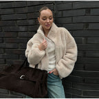 Damen Schockierende Kurzjacke aus luxuriösem Kunstfell