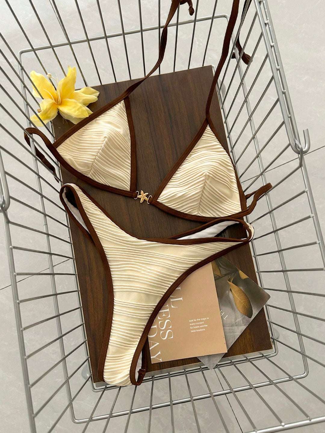 Damen Triangel-Bikini mit eleganter Rippstruktur R&B