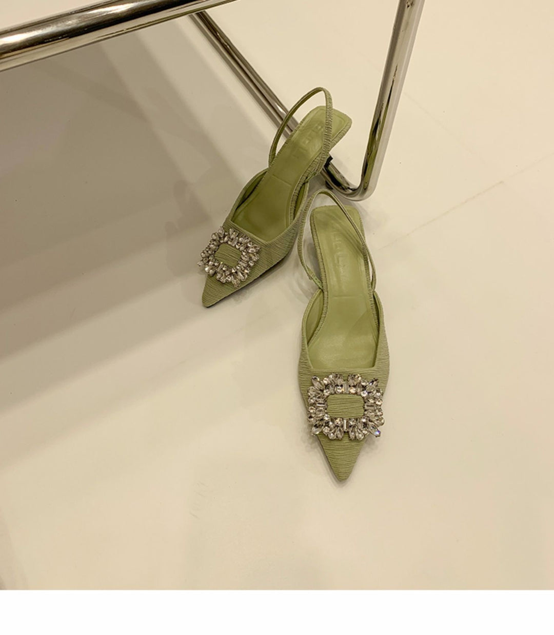 Damen Slingback-Pumps mit glänzenden Zierstein-Applikationen R&B