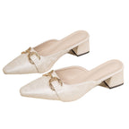 Damen elegante Slingback-Pantoletten mit hochwertiger Ledereinfassung und verziertem Blockabsatz