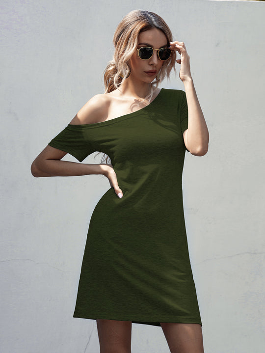 Damen Kleid mit asymmetrischem Ausschnitt und bequemen Schnitt R&B