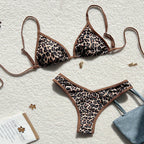Damen Triangel-Bikini-Set mit stilvollem Tiermuster und verstellbaren Trägern