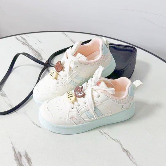 Damen Sneakers mit verspieltem Design und modischen Details R&B