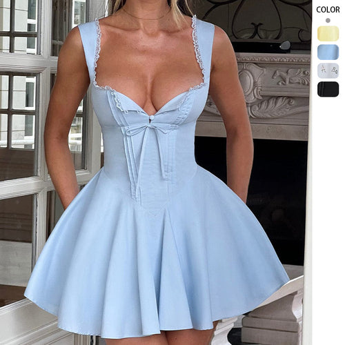 Damen Verspieltes Kurzkleid mit femininer Schnürung und zarten Rüschendetails R&B