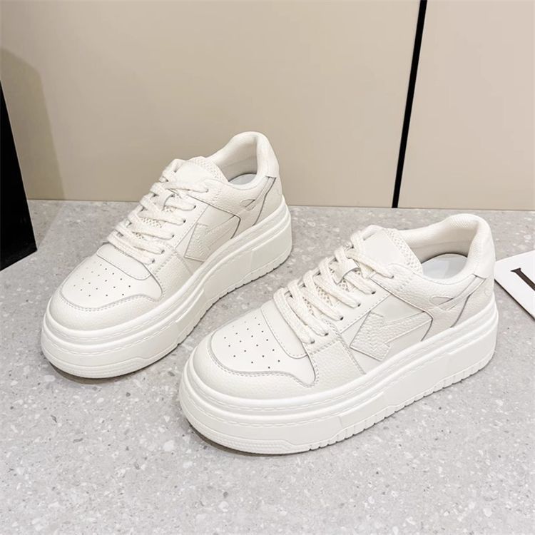Damen Sneaker mit hohem Plateau und sportlichem Design