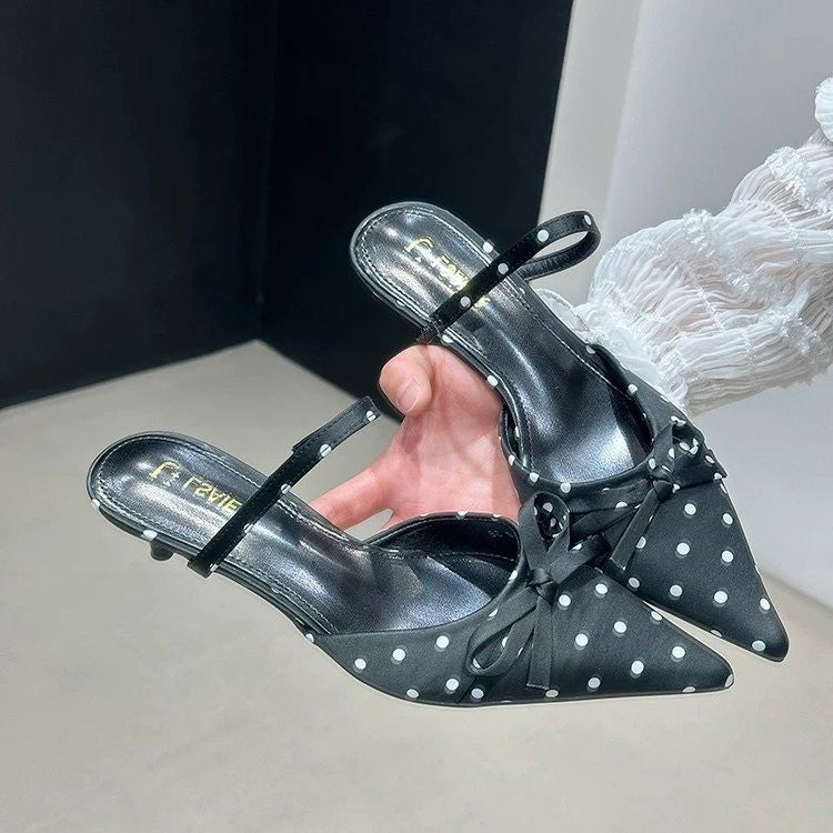 Damen Slingback Pumps mit eleganter Schleifenapplikation und modischem Punktedesign EB