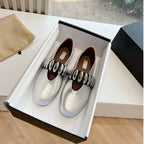Damen Elegante und geschmackvolle Ballerinas mit modischen Metallakzenten R&B