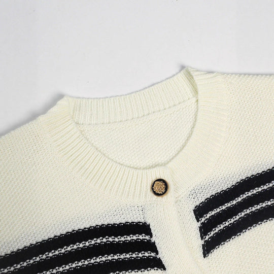 Strickjacke Damen ärmellos mit Knopfleiste und Streifen